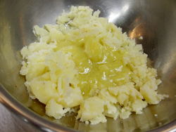 ポテトサラダ～ 新玉ねぎとゴーヤ和え～-作り方